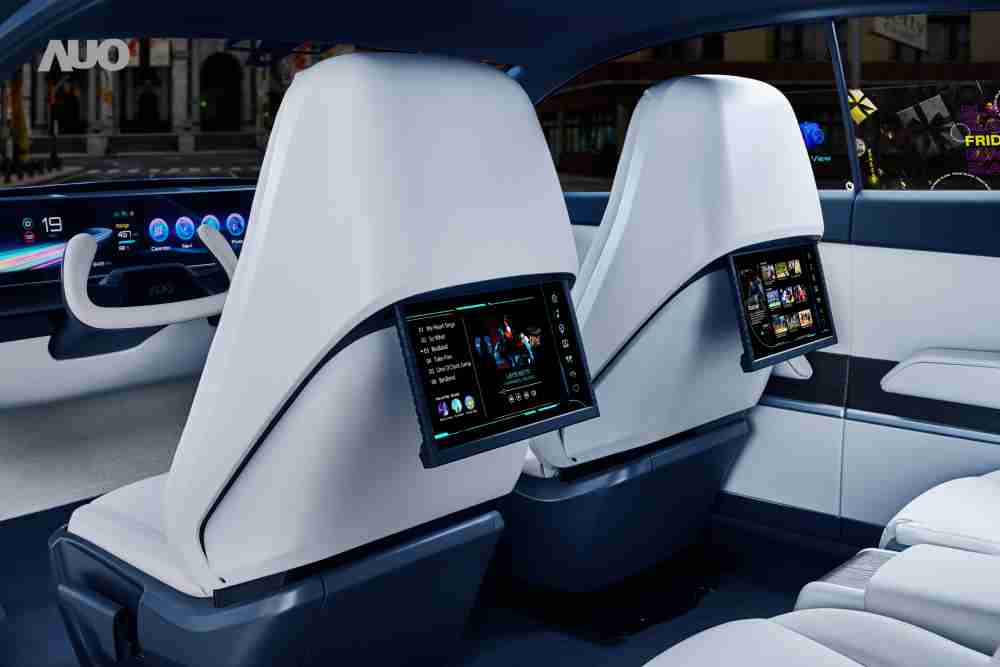 优游UB8将于CES 展示全新Smart Cockpit 2024，，可紧密串连使用者多元需求，，并革新座舱内部的应用和设计，，带来身历其境且引人入胜的视觉飨宴，，，满足驾乘人员的全方位体验