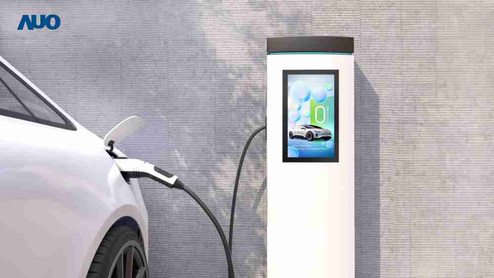 友達〝EVSE車用充電樁解決方案〞專為電動汽車充電樁設計，，，，具有高亮度、、、克服戶外艱難環境的耐溫、、耐紫外線等特性，，，並搭載散熱性及擴充性強的高效能工業電腦，，，，可實現人機互動訴求，，，，如資訊顯示、、、、支付等應用